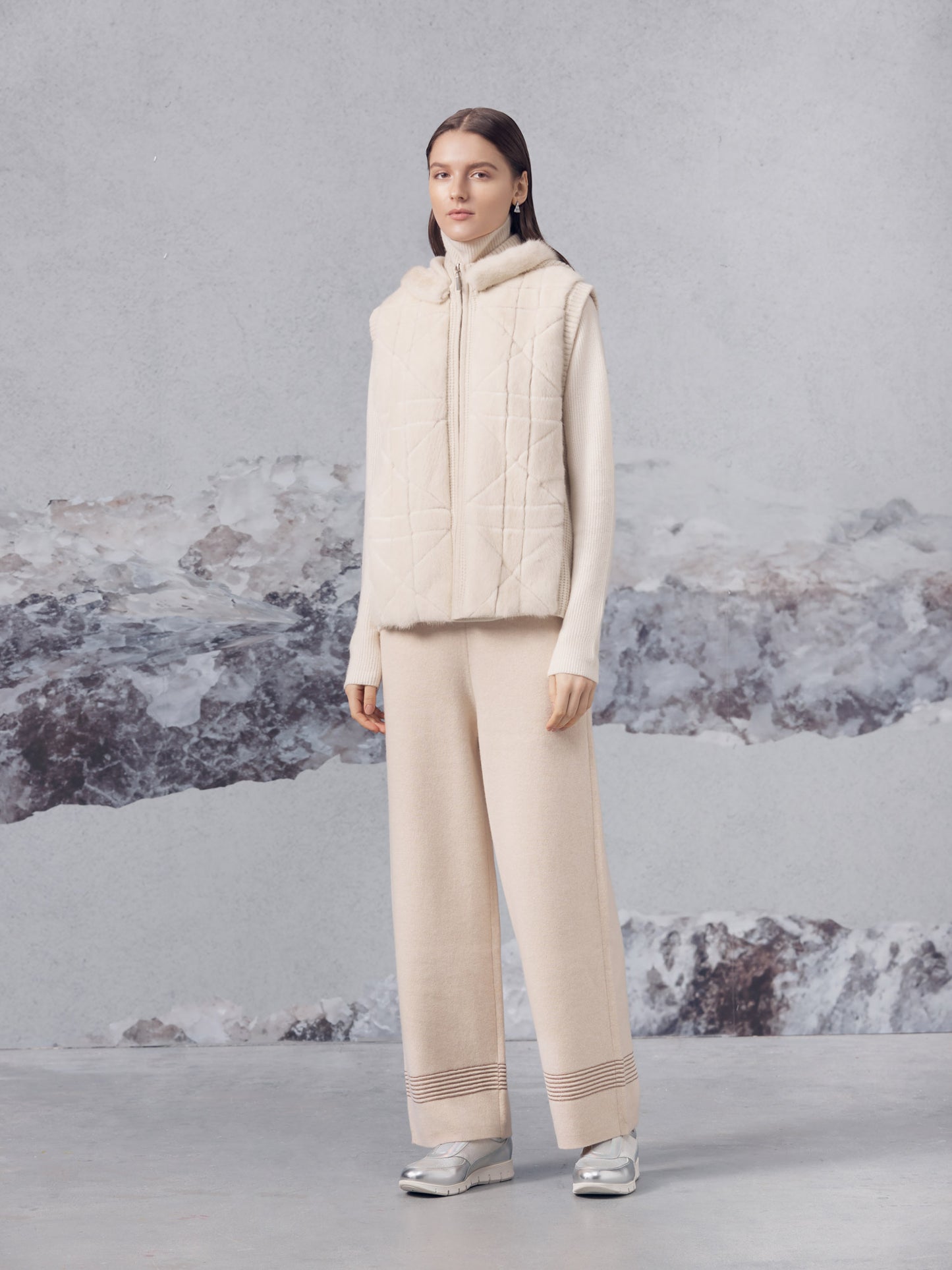 水貂純羊絨背心